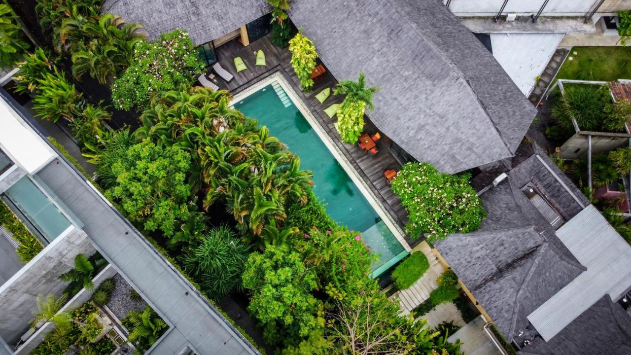 Lautan Kupu - Kupu Villas กูตา ภายนอก รูปภาพ