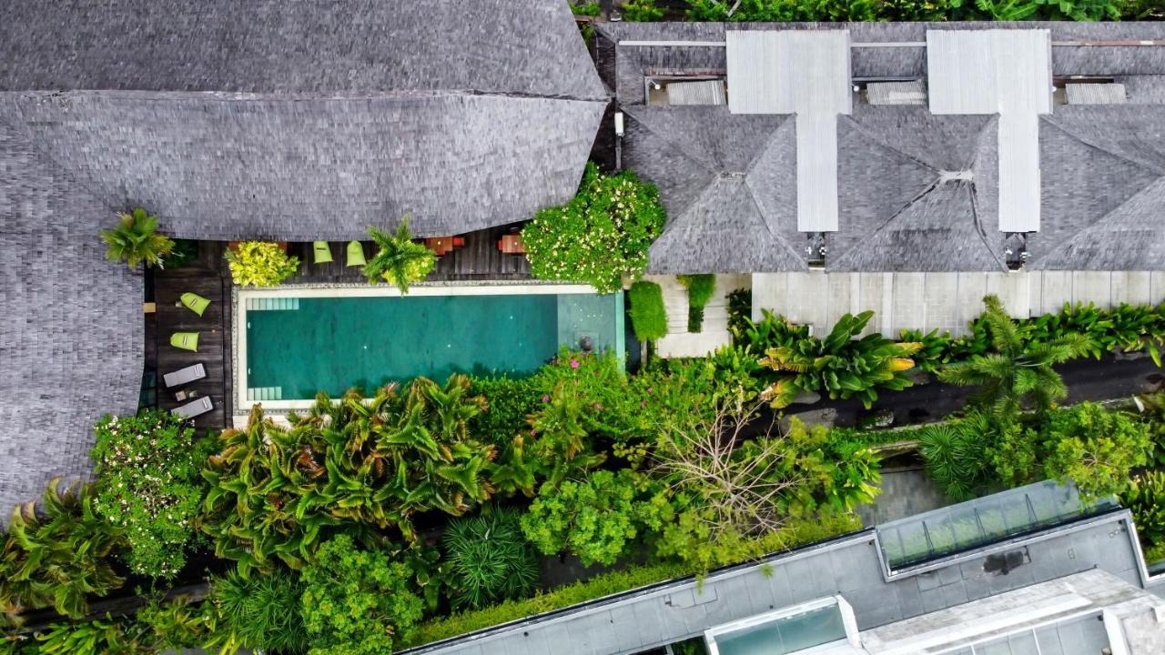 Lautan Kupu - Kupu Villas กูตา ภายนอก รูปภาพ