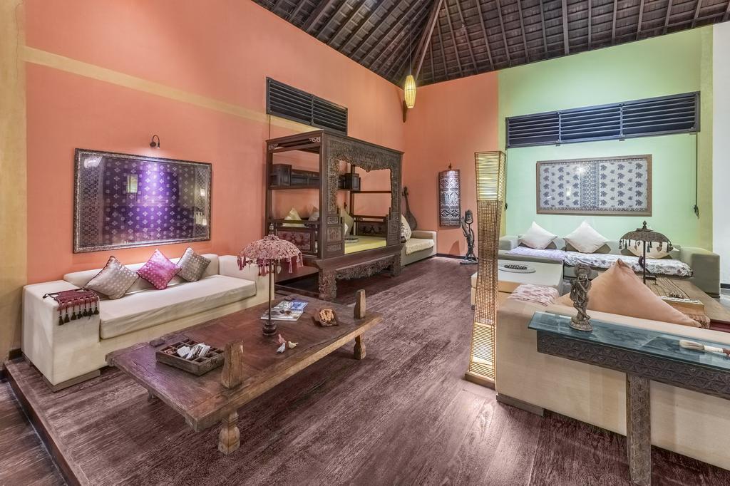 Lautan Kupu - Kupu Villas กูตา ภายนอก รูปภาพ
