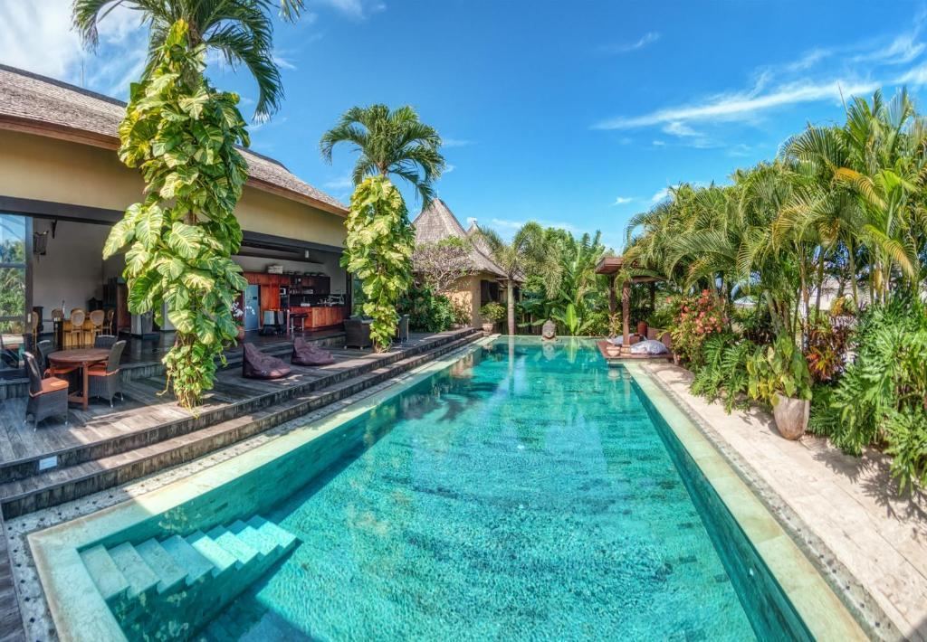 Lautan Kupu - Kupu Villas กูตา ภายนอก รูปภาพ